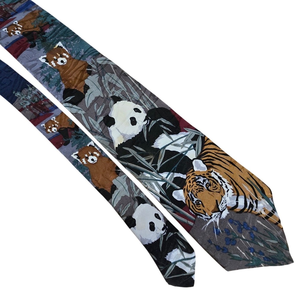 VTG World Wildlife Silk Tie Tiger Panda Red Panda Asian Habitats Made in USA 90s